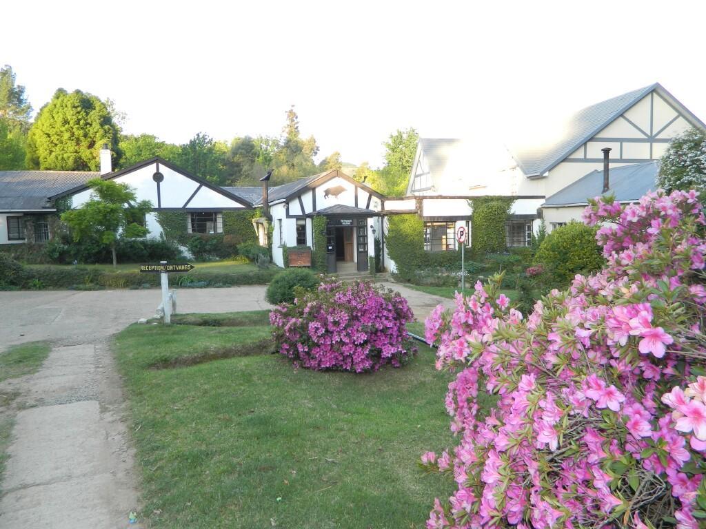 The Hogsback Inn Exterior photo